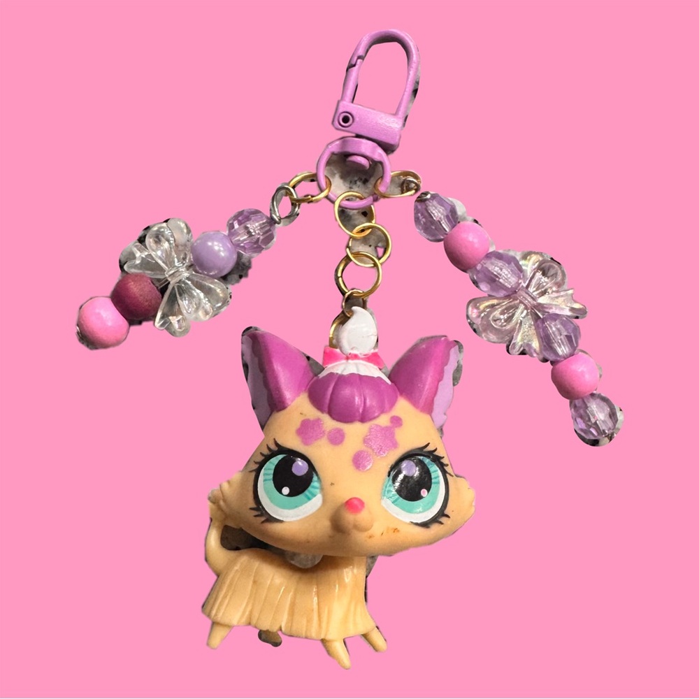 Handmade Cute Cat Keychain with Beads